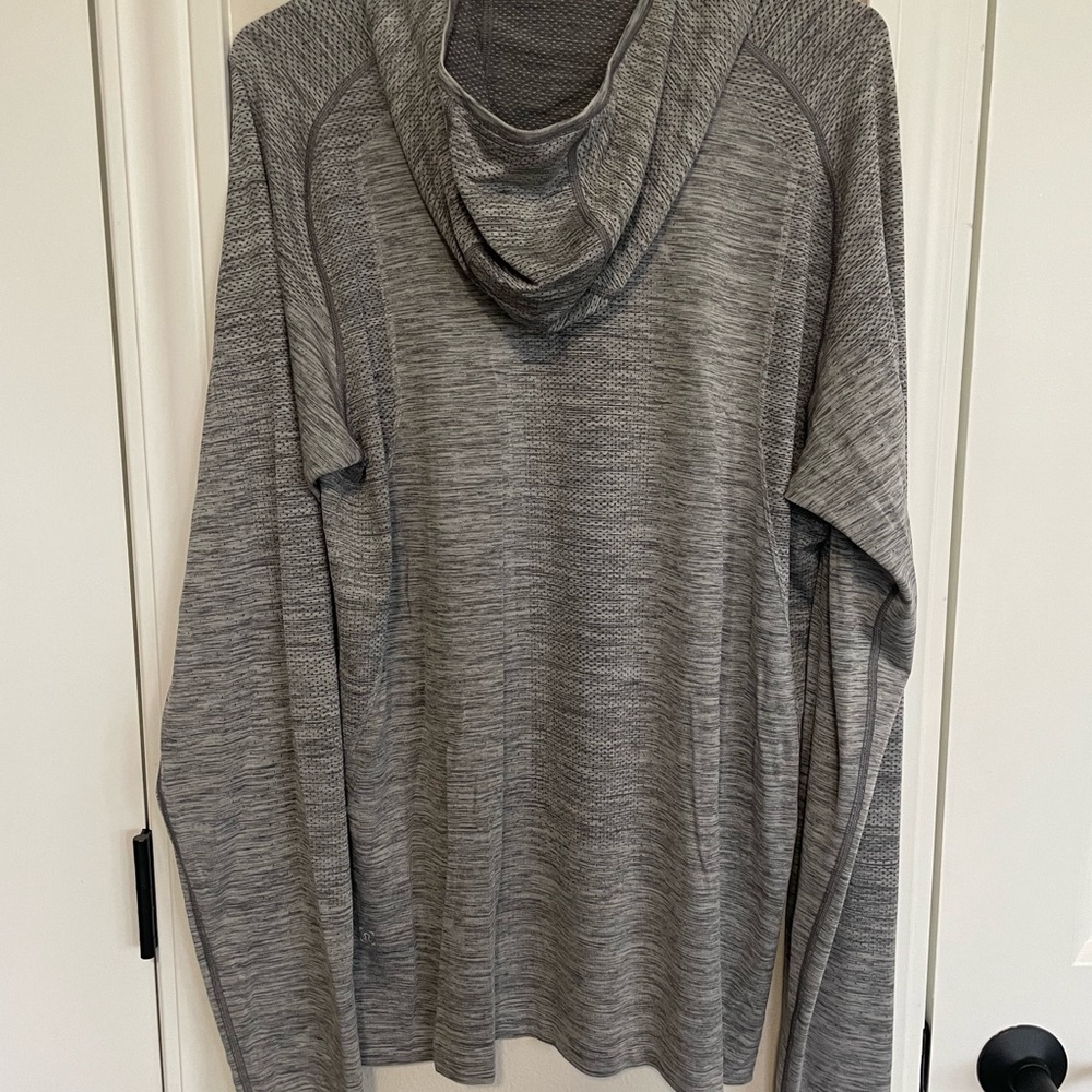 Men’s Lululemon Lightweight Hoodie XL